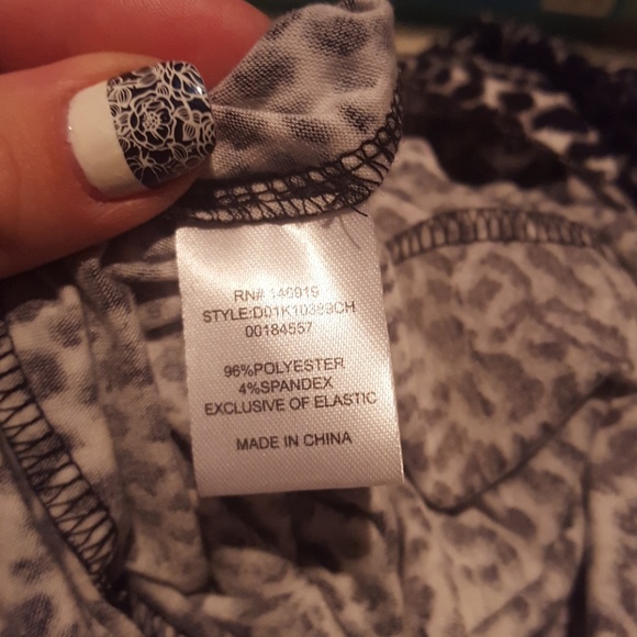 Leopard smocked dress - Picture 7 of 7